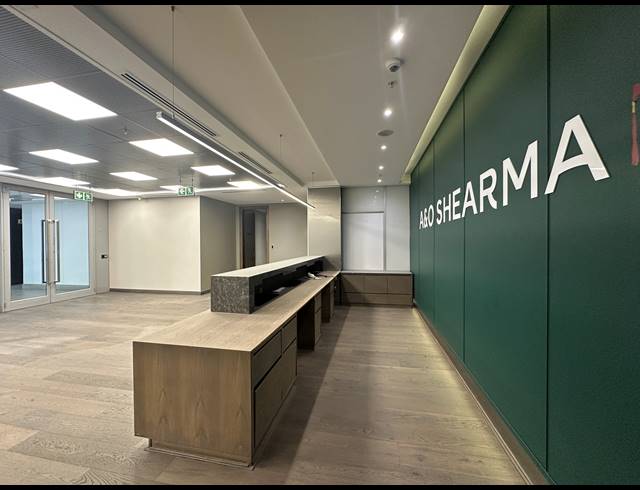 1,097M² OFFICE TO LET IN SANDTON CENTRAL